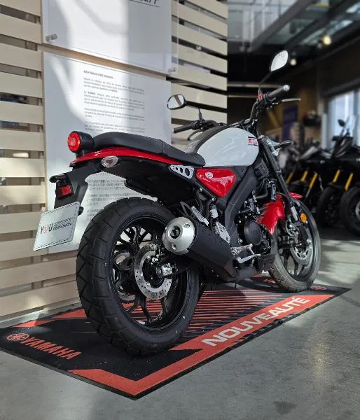 XSR 125