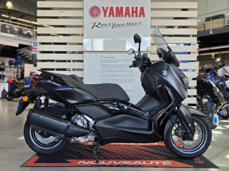 XMAX 300 Tech Max
