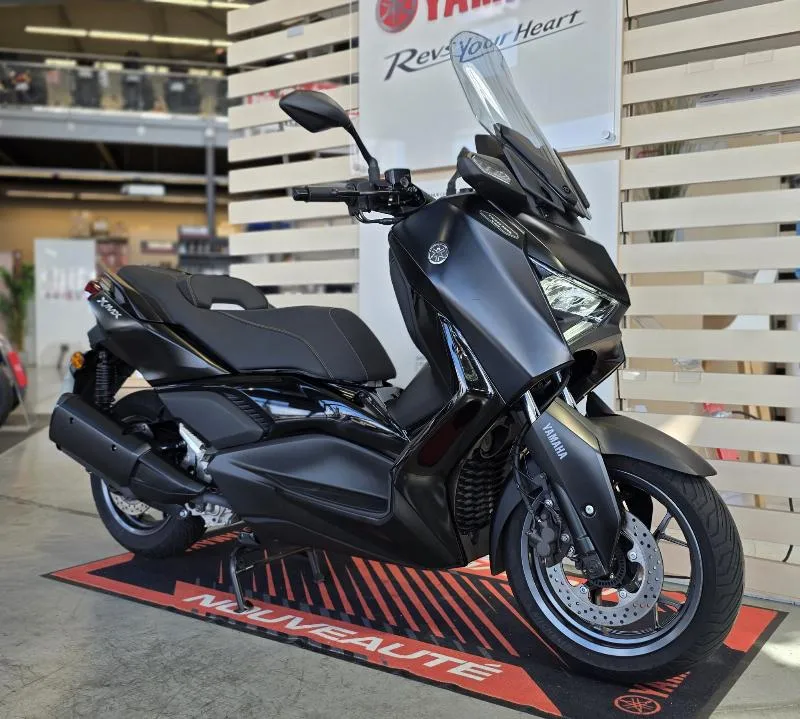 XMAX 300 Tech Max
