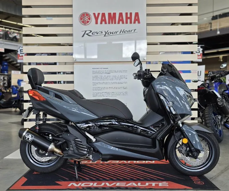 XMAX 125 TECH MAX