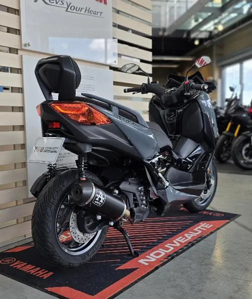 XMAX 125 TECH MAX