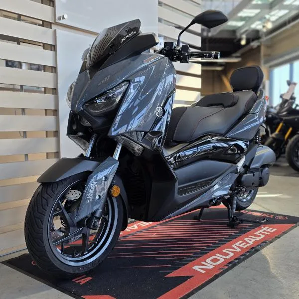 XMAX 125 TECH MAX