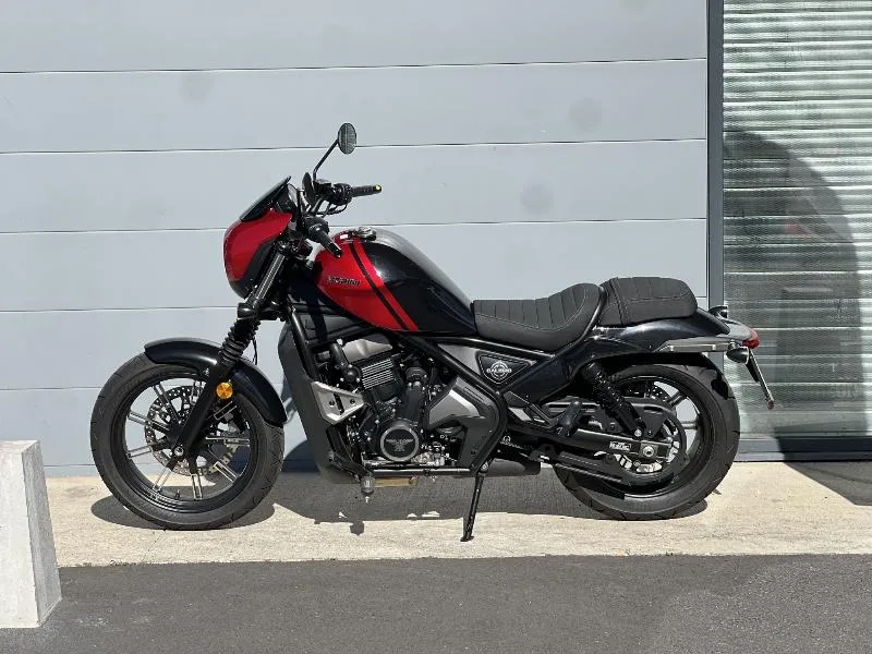 CALIBRO CUSTOM 700