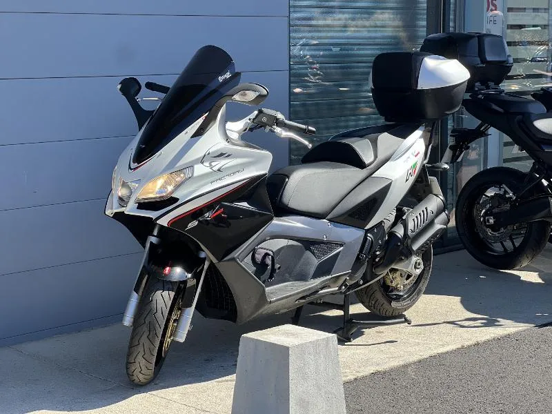 SRV 850