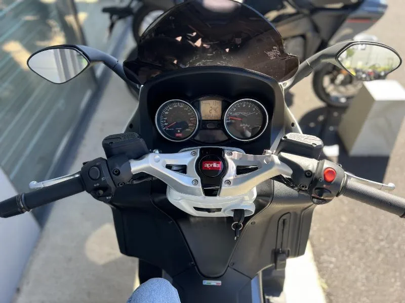 SRV 850