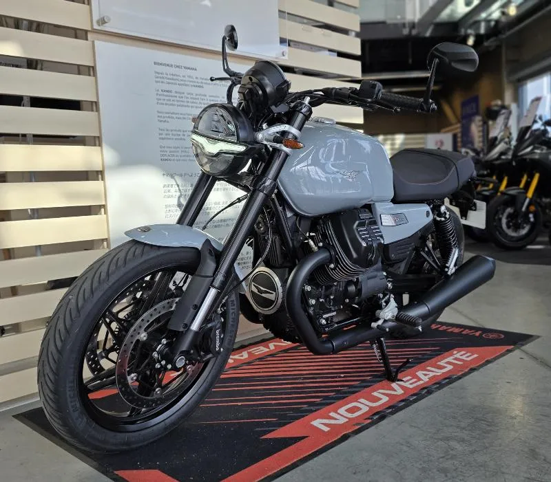 V7 SPORT 850