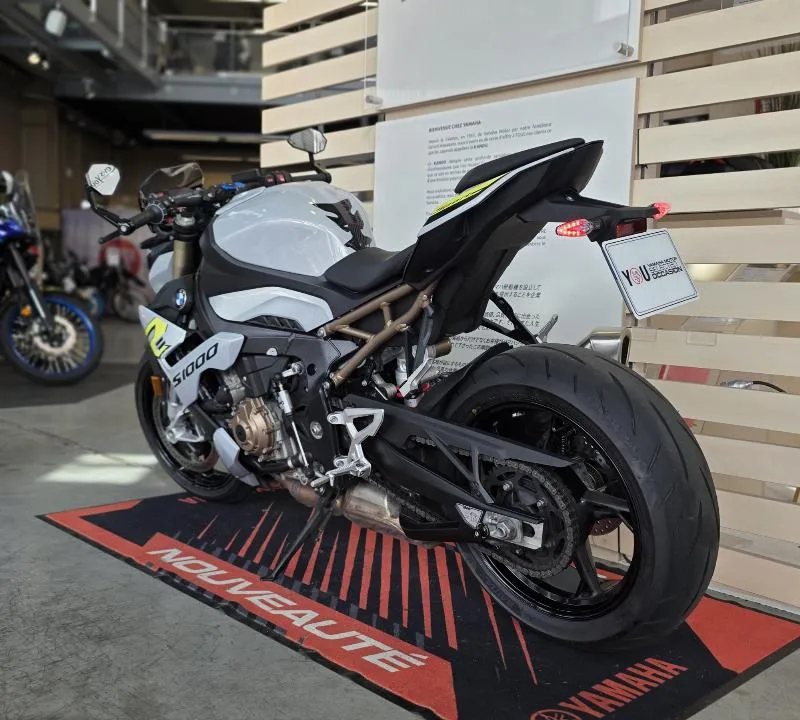 S 1000 R