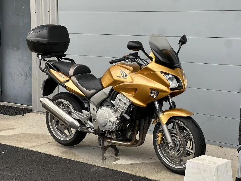 CBF 1000