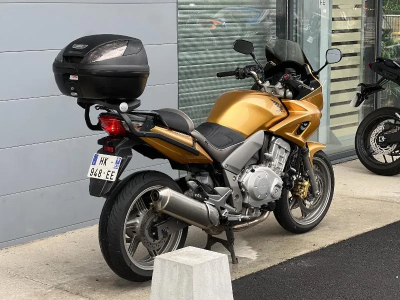 CBF 1000