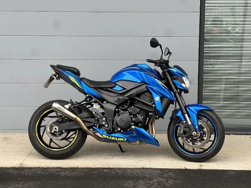 GSXS 750