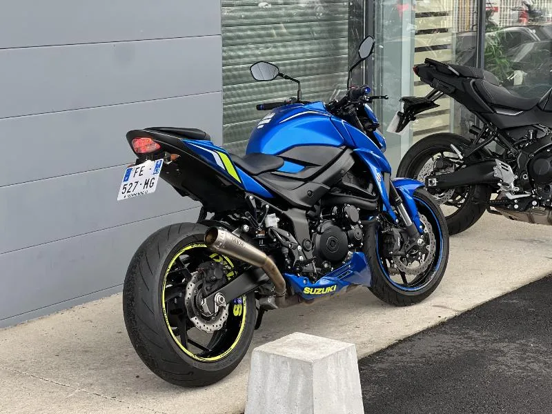 GSXS 750