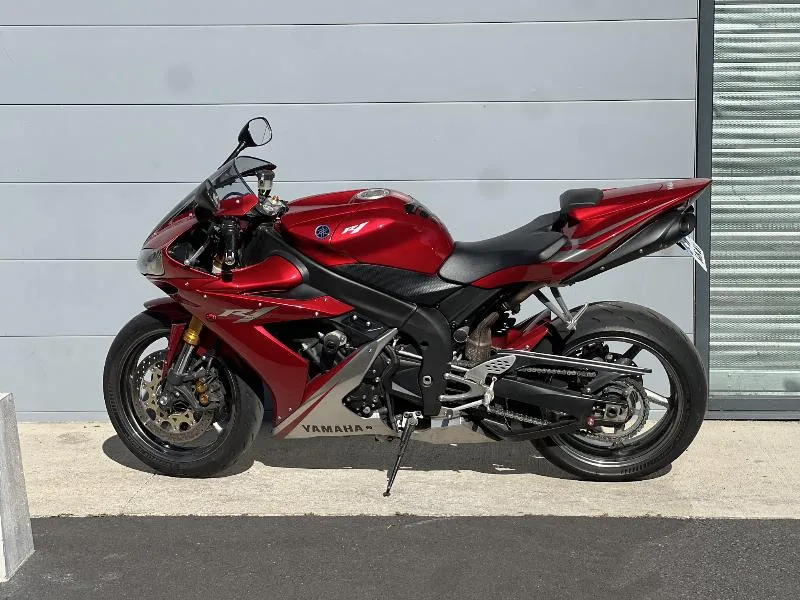 YZF 1000 R1