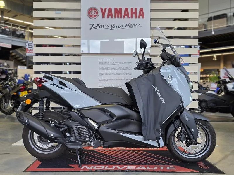 XMAX 125 TECH MAX