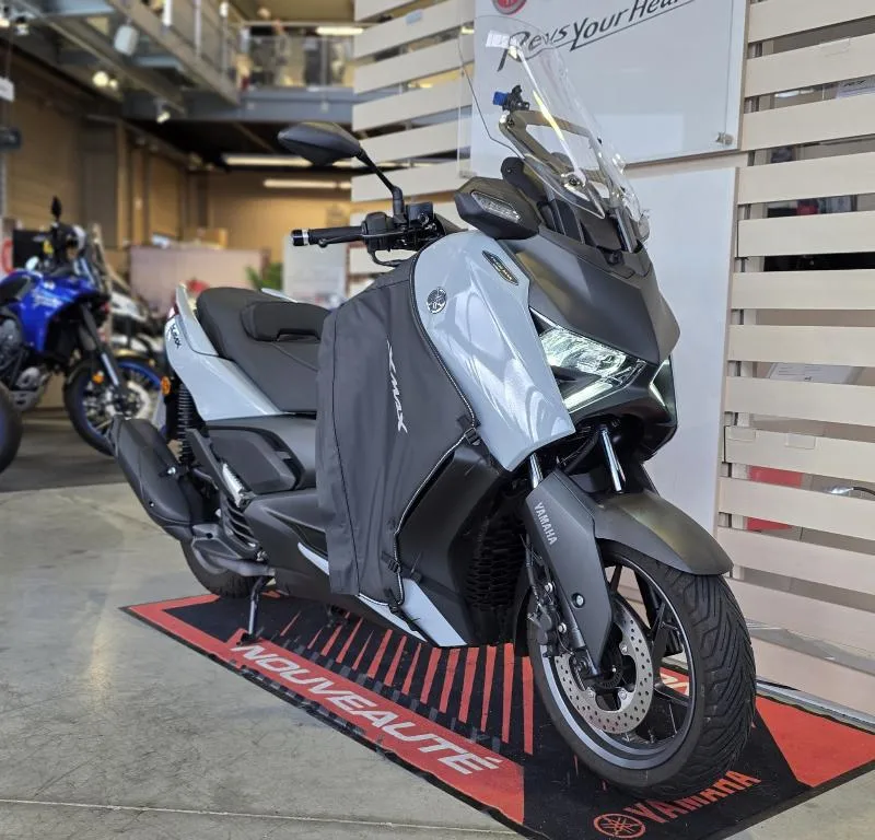 XMAX 125 TECH MAX