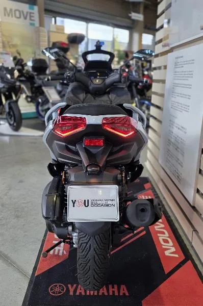 XMAX 125 TECH MAX