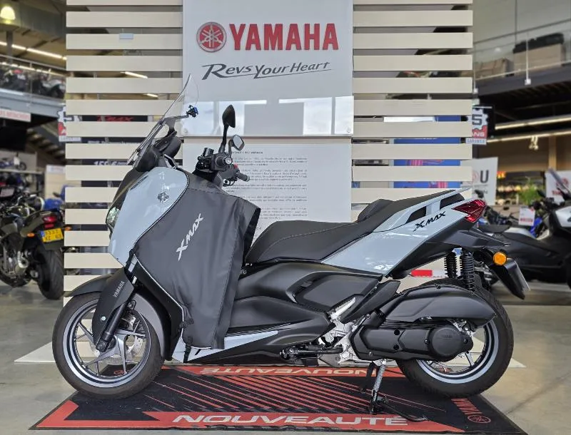 XMAX 125 TECH MAX