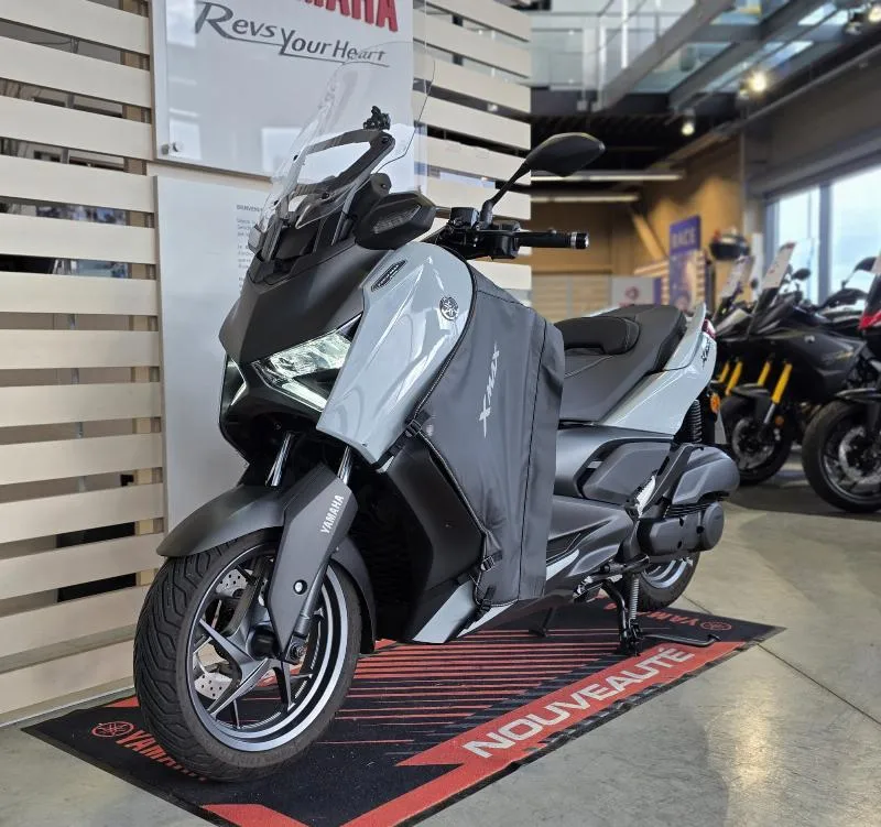 XMAX 125 TECH MAX