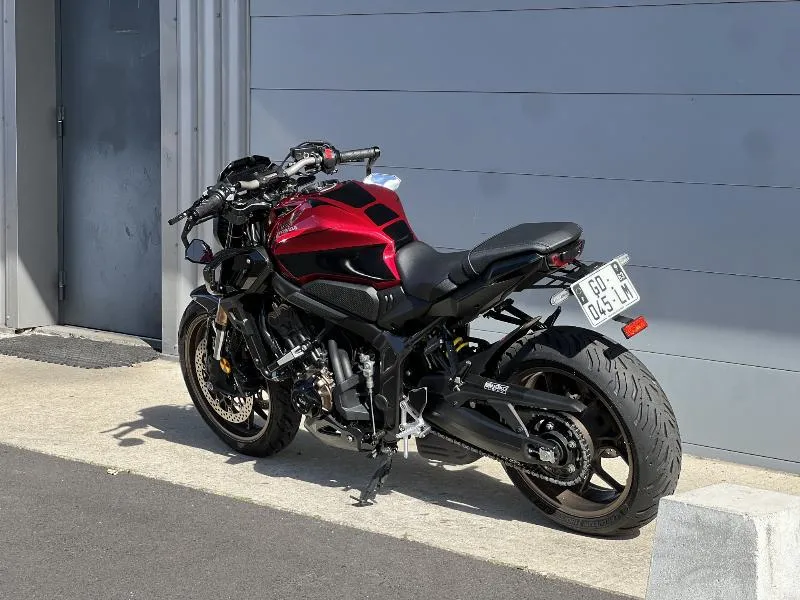 CB 650 R