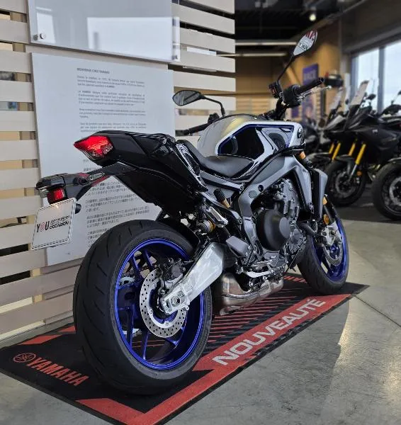 MT09 SP
