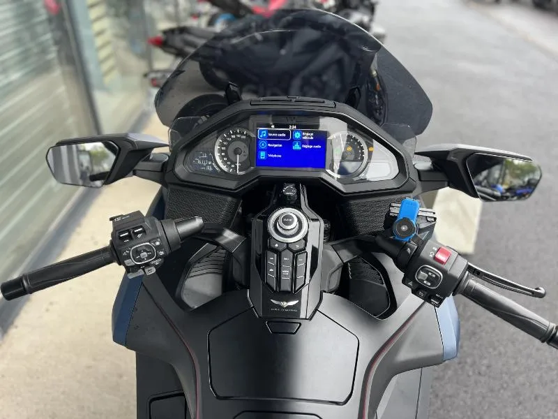 GL 1800 GOLDWING DCT