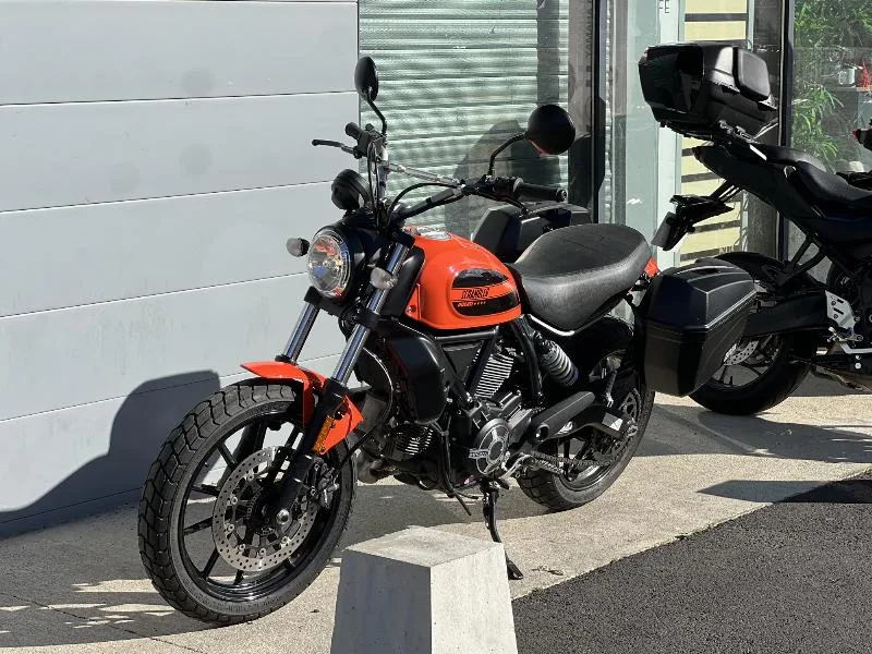 SCRAMBLER 400