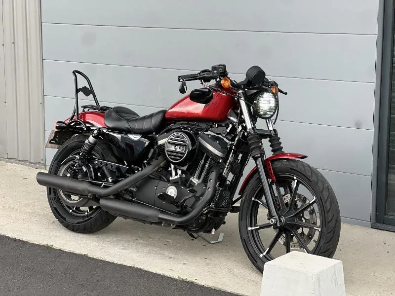 SPORTSTER 883