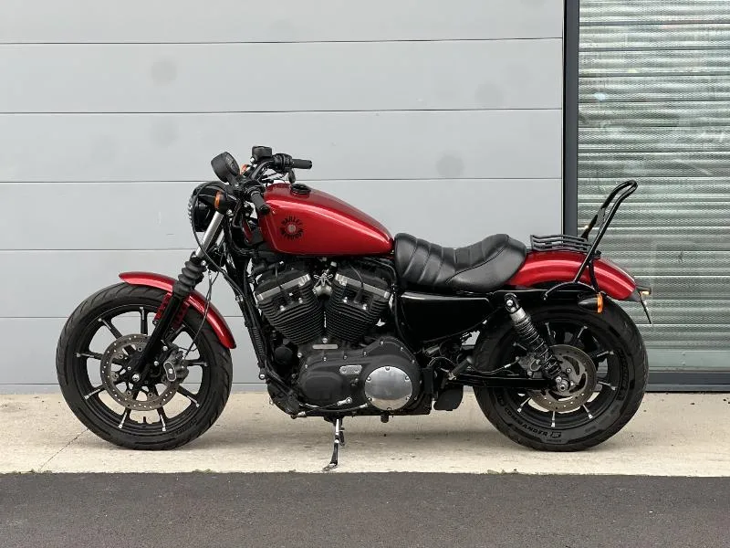 SPORTSTER 883