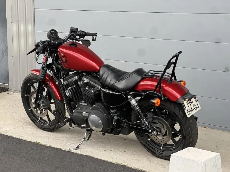 SPORTSTER 883