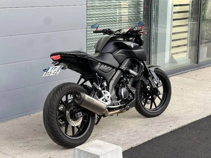 MT125 ABS