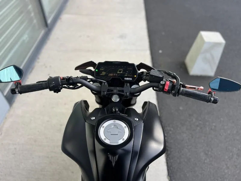 MT125 ABS