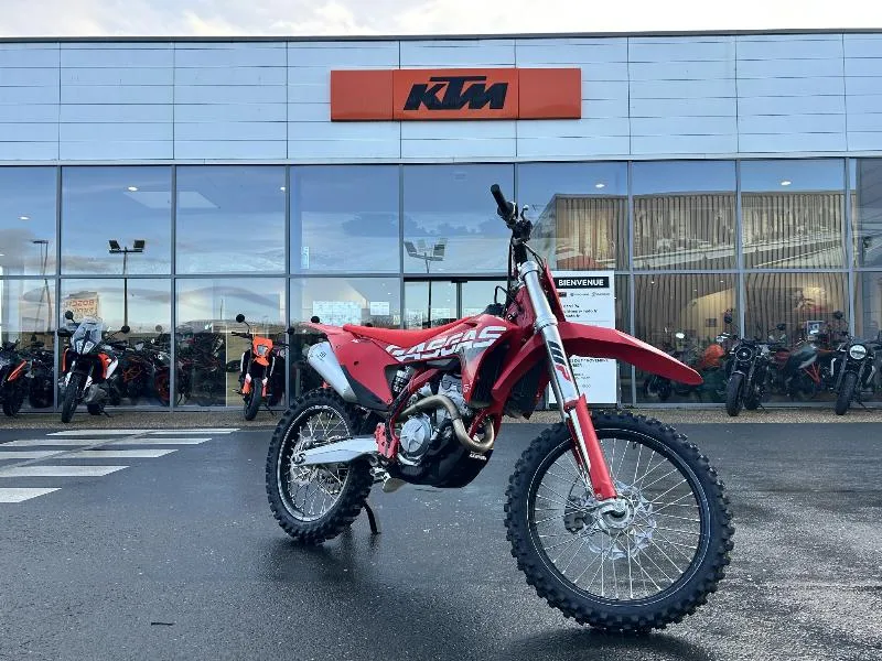 MC 250 F