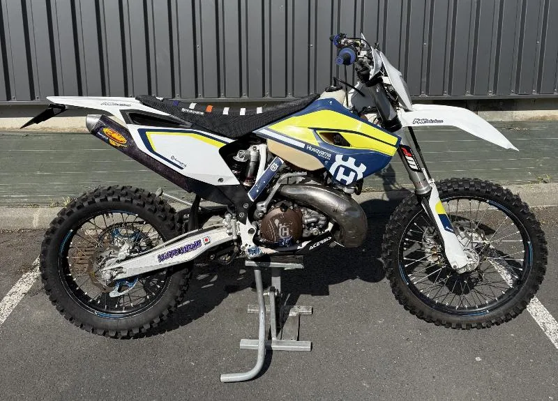 TE 250