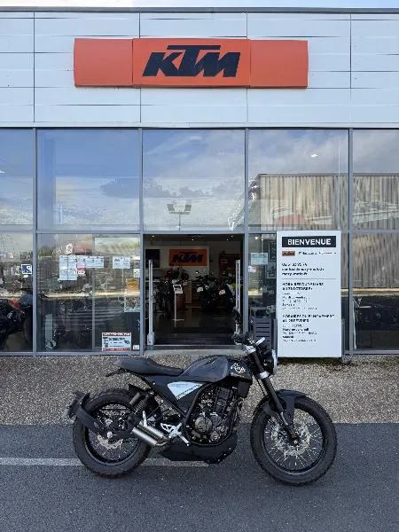 CENTURY 125