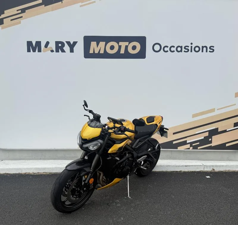 STREET TRIPLE 765 RS