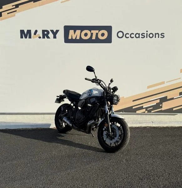 XSR 700