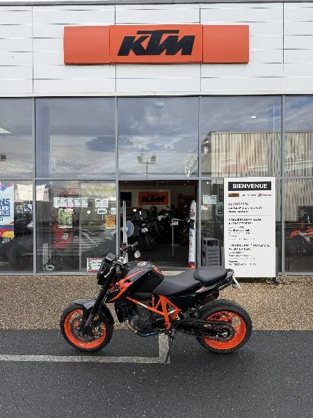 690 DUKE R