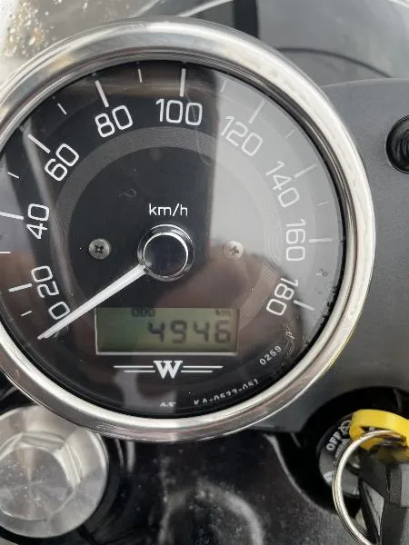 W 800