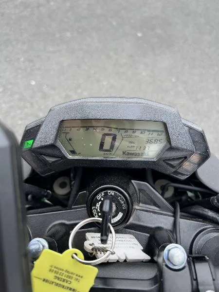 Z125