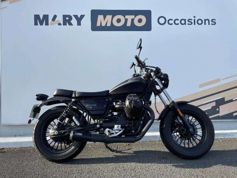 V9 BOBBER 2022