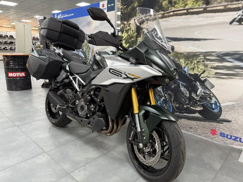 GSXS 1000 GX