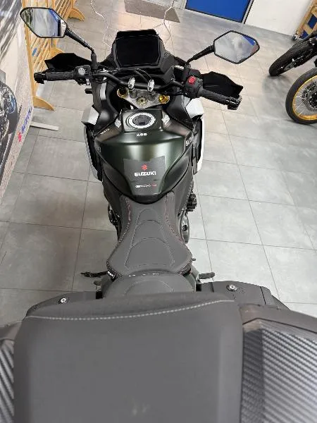GSXS 1000 GX