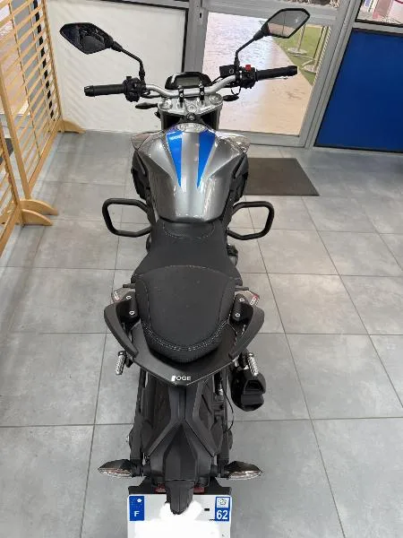 R 500