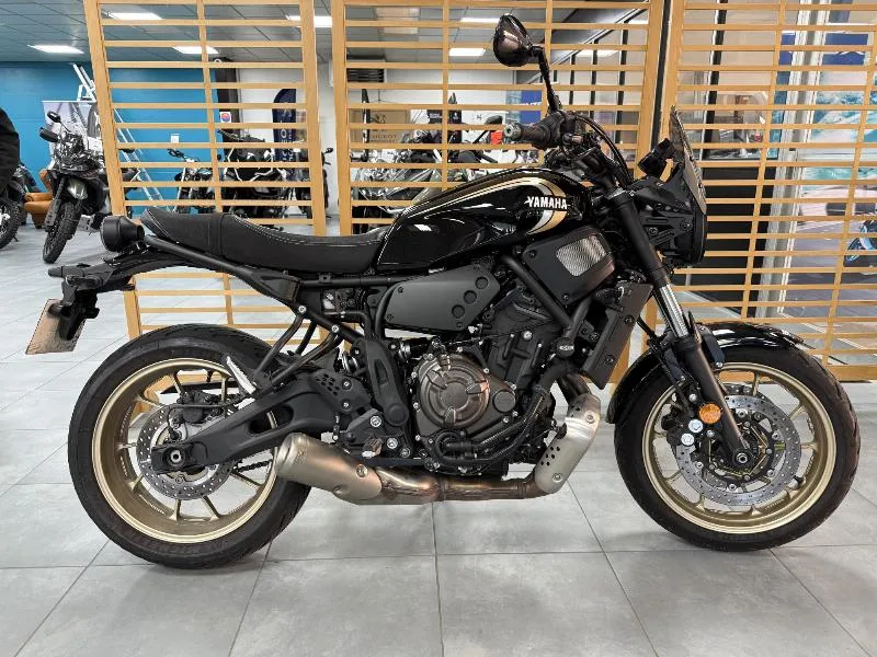 XSR 700 ABS