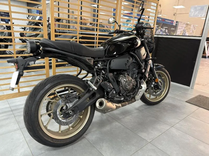 XSR 700 ABS