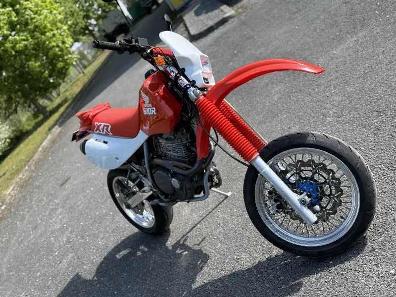 XR600