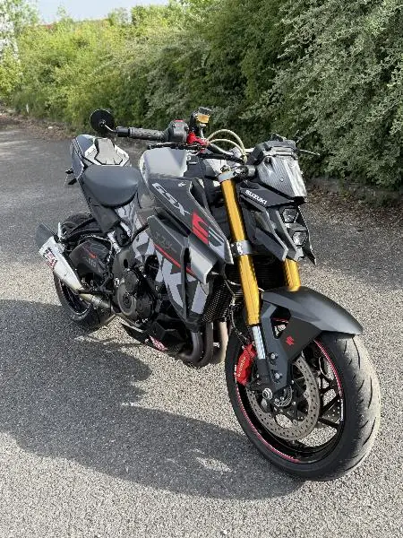 GSXS 1000