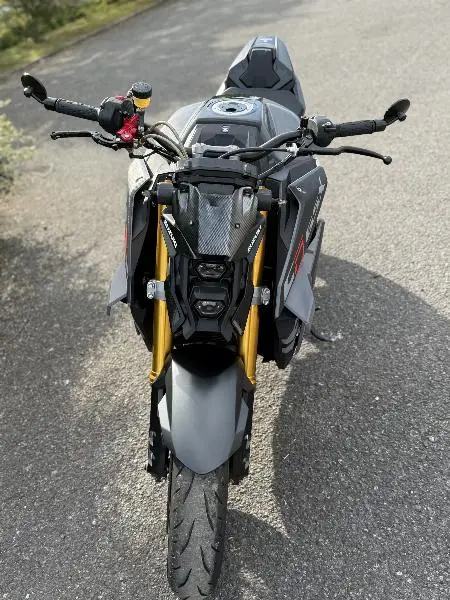 GSXS 1000
