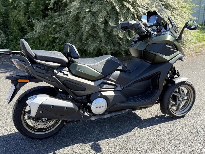 CV3 550