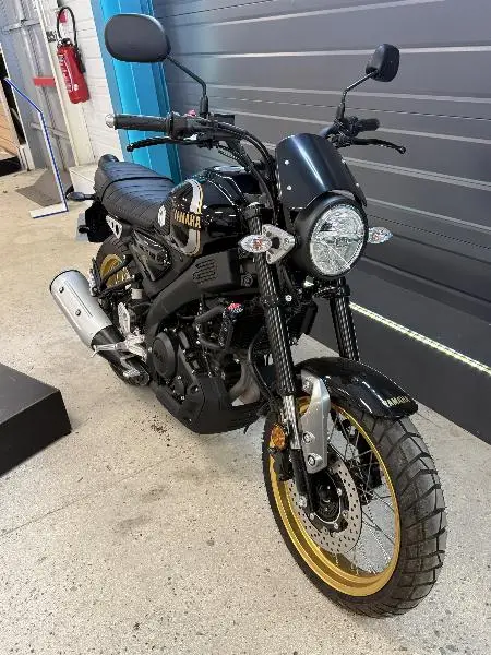 XSR 125