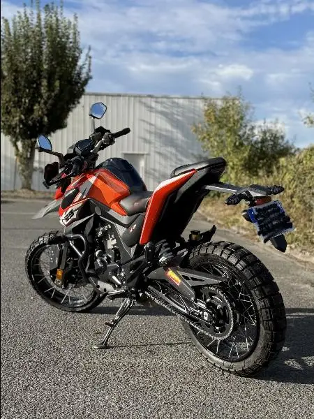125 HYPER TRAIL